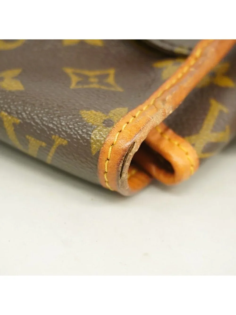 Louis Vuitton Shoulder Bag Monogram Gibeciere MM Brown